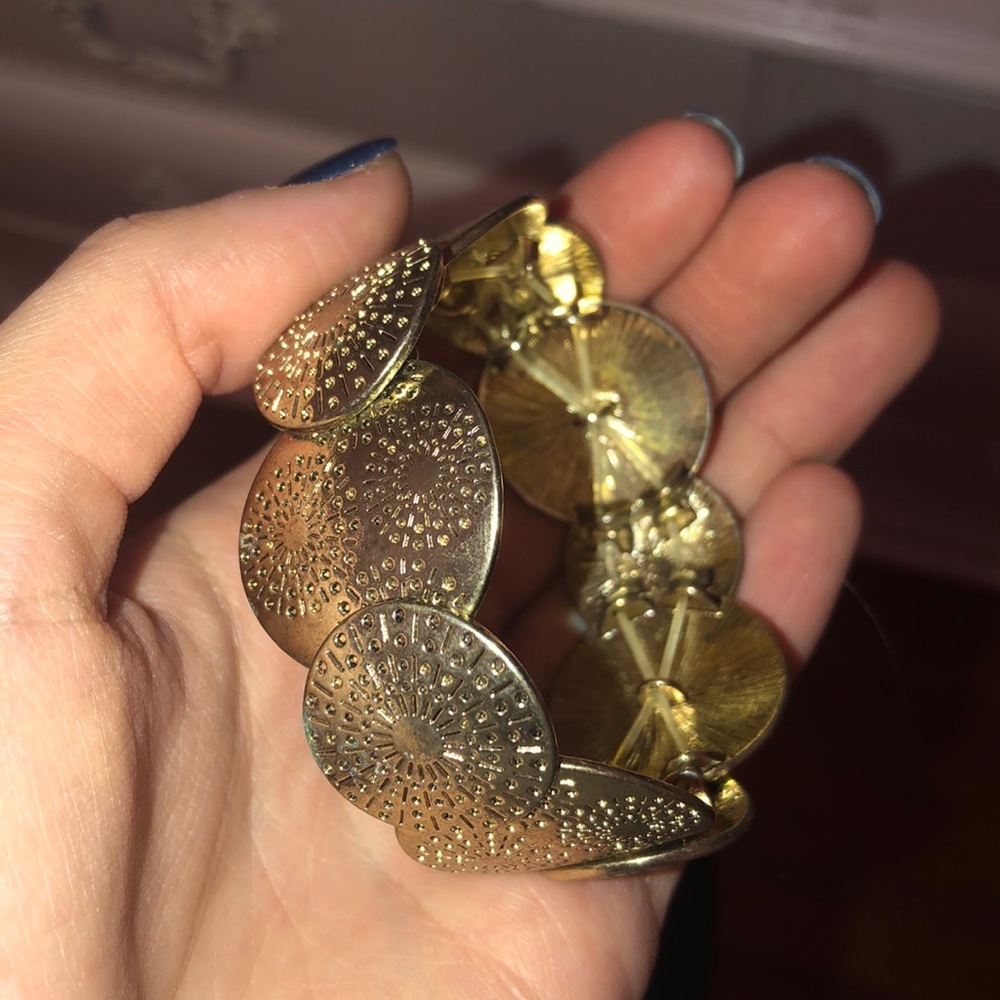 Gold bracelet
